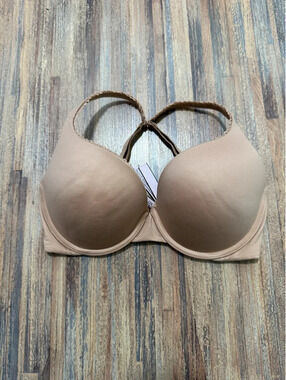 Victoria secret body by VS perfect shape bra size 32DD